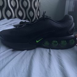 Never used Nike air max dn