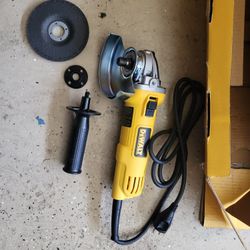 DEWALT GRINDER 
