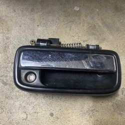 OE 95-04 Tacoma Door Handle - Passenger Side 