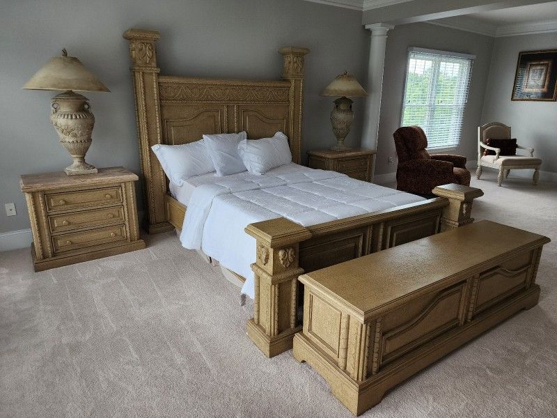 Luxury Mediterranean Queen Bedroom Set – Solid Wood