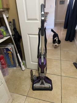 Bissel Vacuum/floor Cleaner