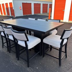 Dining Set Abbyson ( 9pc ) Brand New In Box 