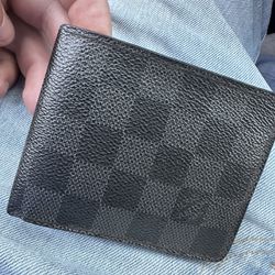 Louis Vuitton Checker Wallet