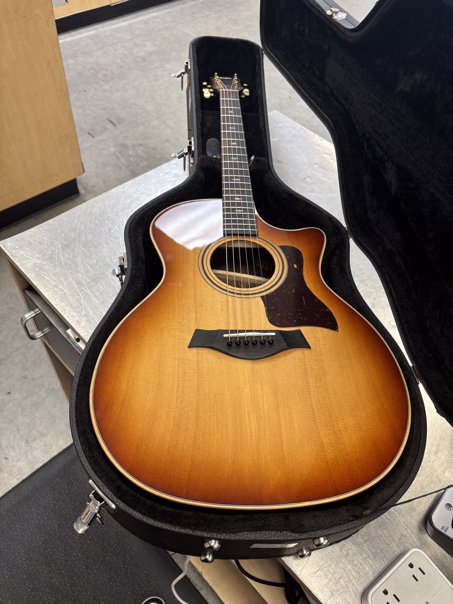 Taylor Guitar 414 CE Studio Sunset Blvd Collection