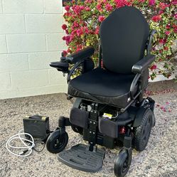 Quickie Pulse 5 Electric Wheelchair Priced Reduced! Needs New Batteries