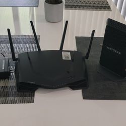 Net gear Modem N Router