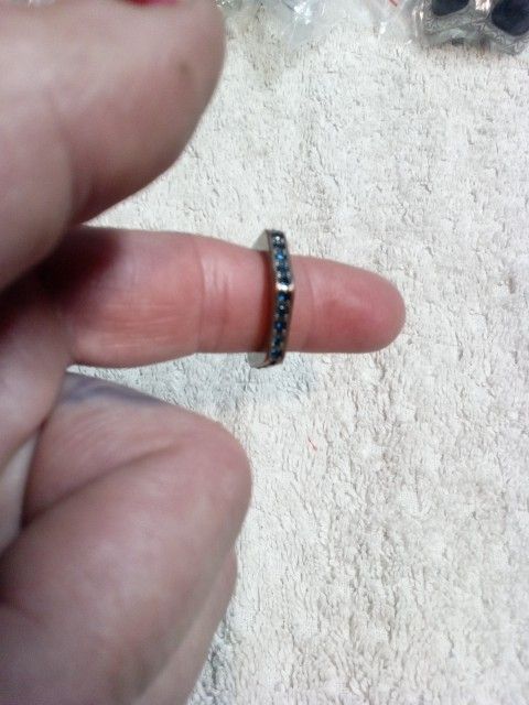 Woman's or Mens Ring