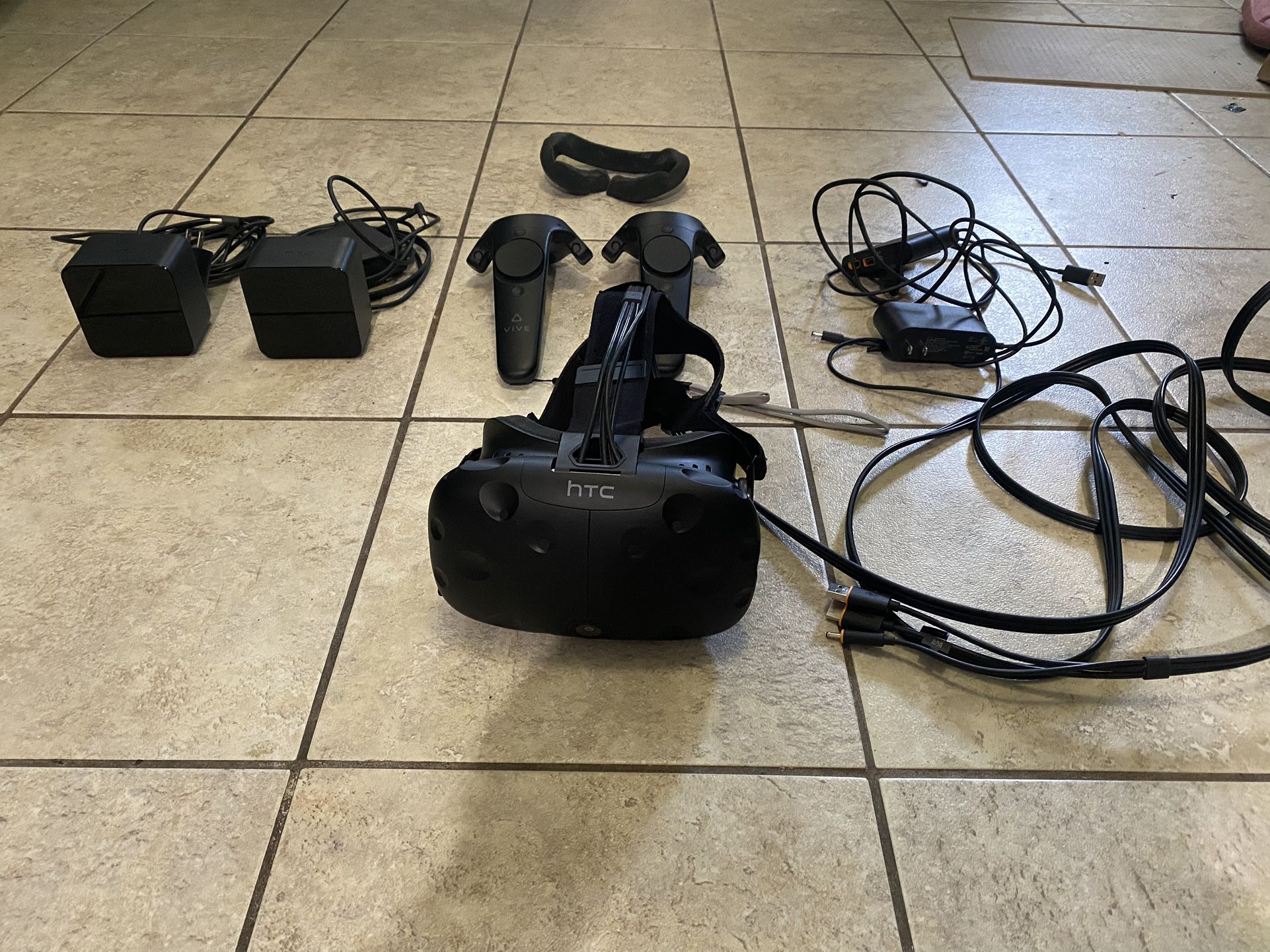HTC Vive VR Kit