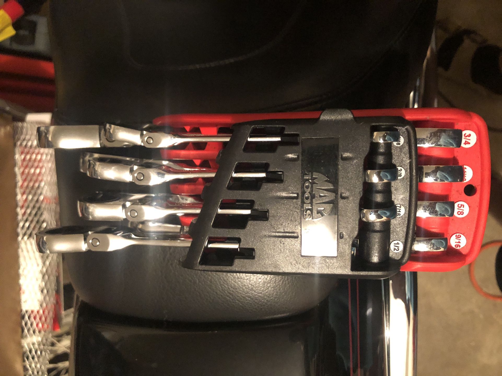 Mac Tools  8 Pc. SAE Locking Flex Head 