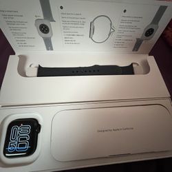 **Apple Watch SE (2nd Gen) GPS/LTE**