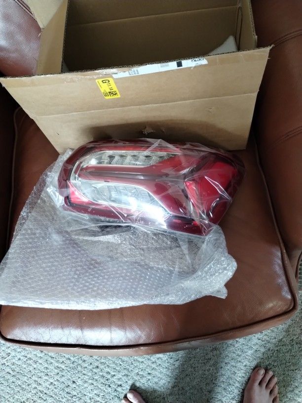 2022 Chevy Malibu Passenger Tail Light.Led