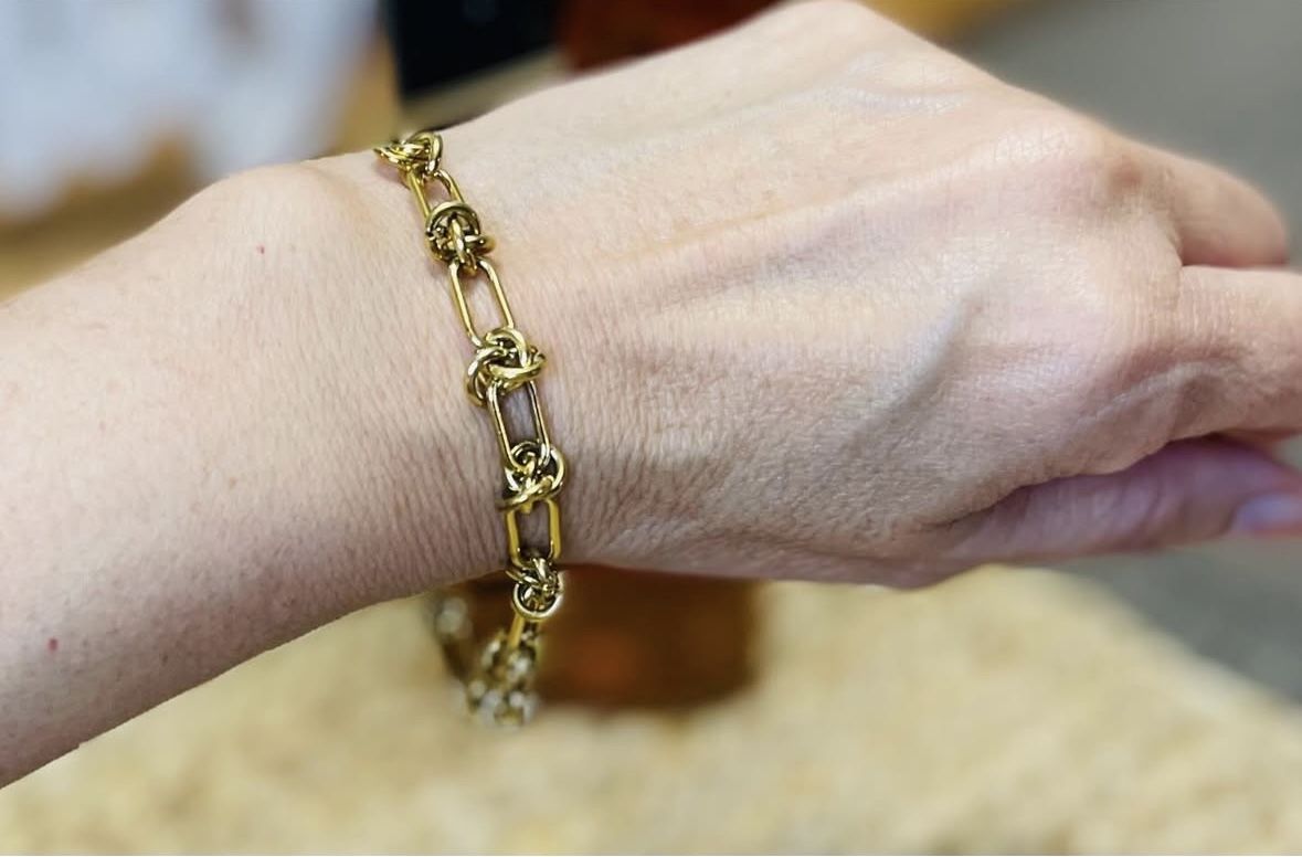 Bracelet
