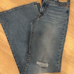 Levi’s Ribcage Bell Jeans 24x32