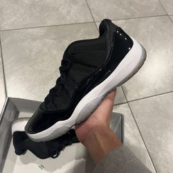 Jordan 11 Low Space Jam