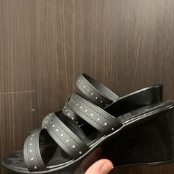 Size 6 Italian Wedges