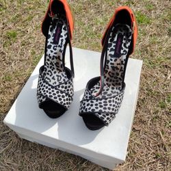 Dollhouse Woman's Heels