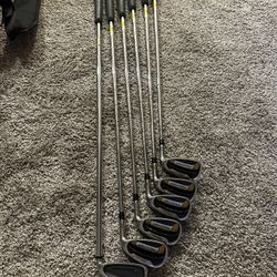 Golf Clubs 