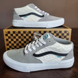 Vans Men Size 7.5, Equivalent To Women Size 9