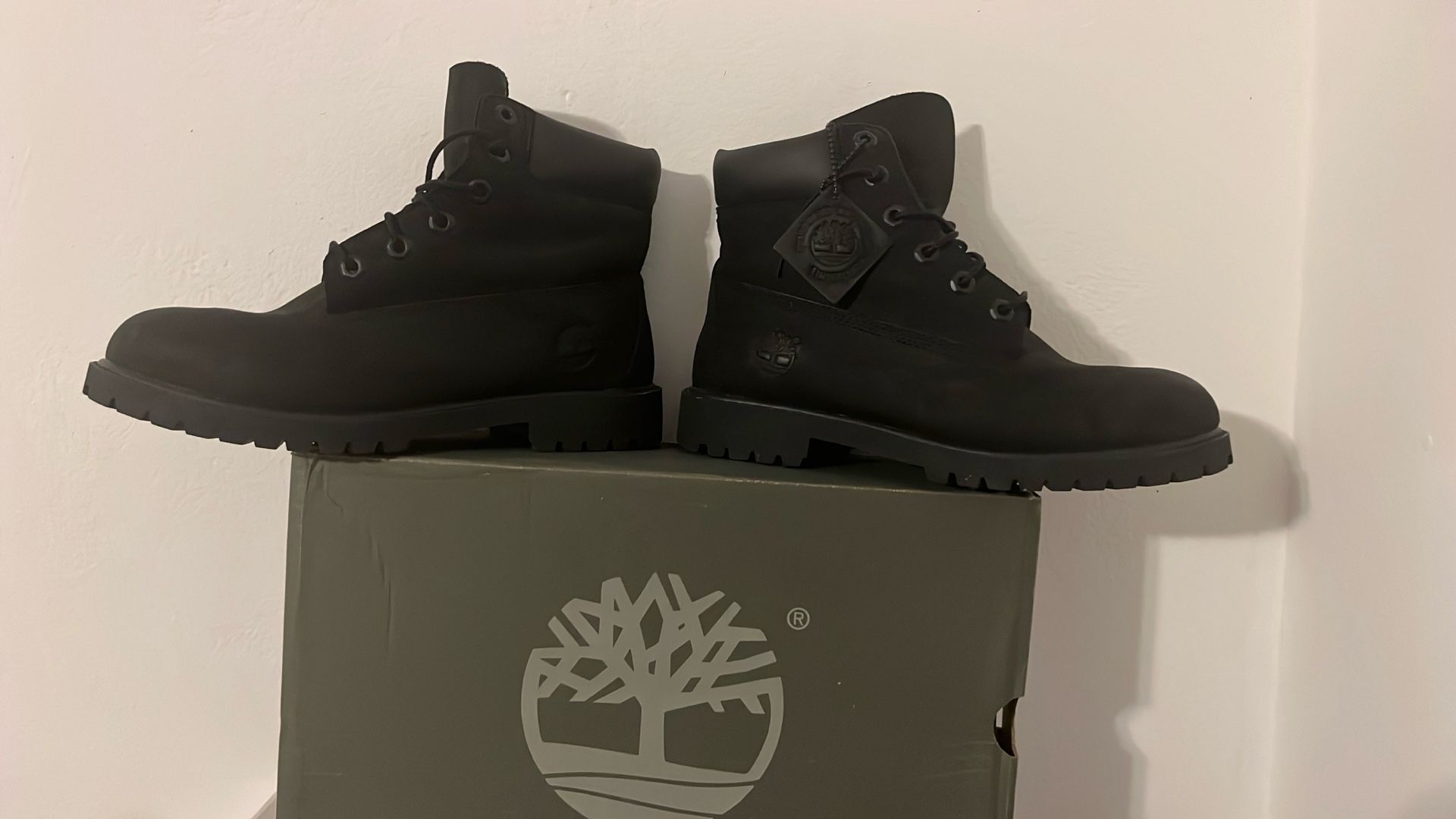 Black Tims