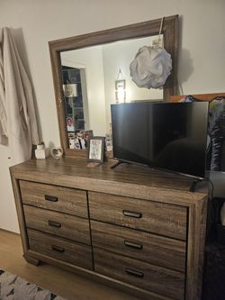 Full bedroom set