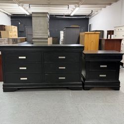 Black 6 Drawer Dresser & 1 Matching Nightstand