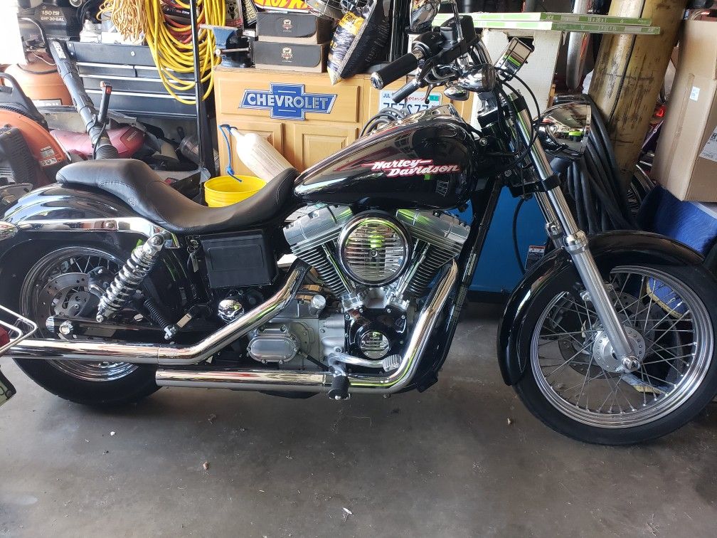 2004 Harley Davidson Dyna