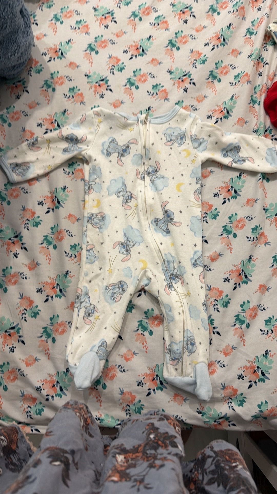 Se vende ropa de bebe