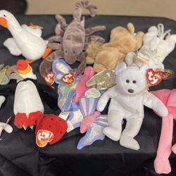 Huge mixed lot of TY Beanie Babies + Teenie Beanies
