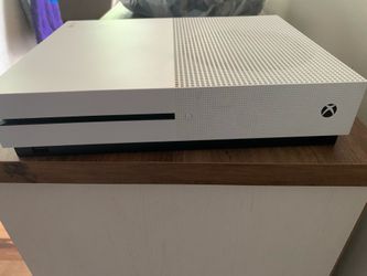 Xbox One S 1TB Console Bundle – 2 Controllers + Red Dead + Madden