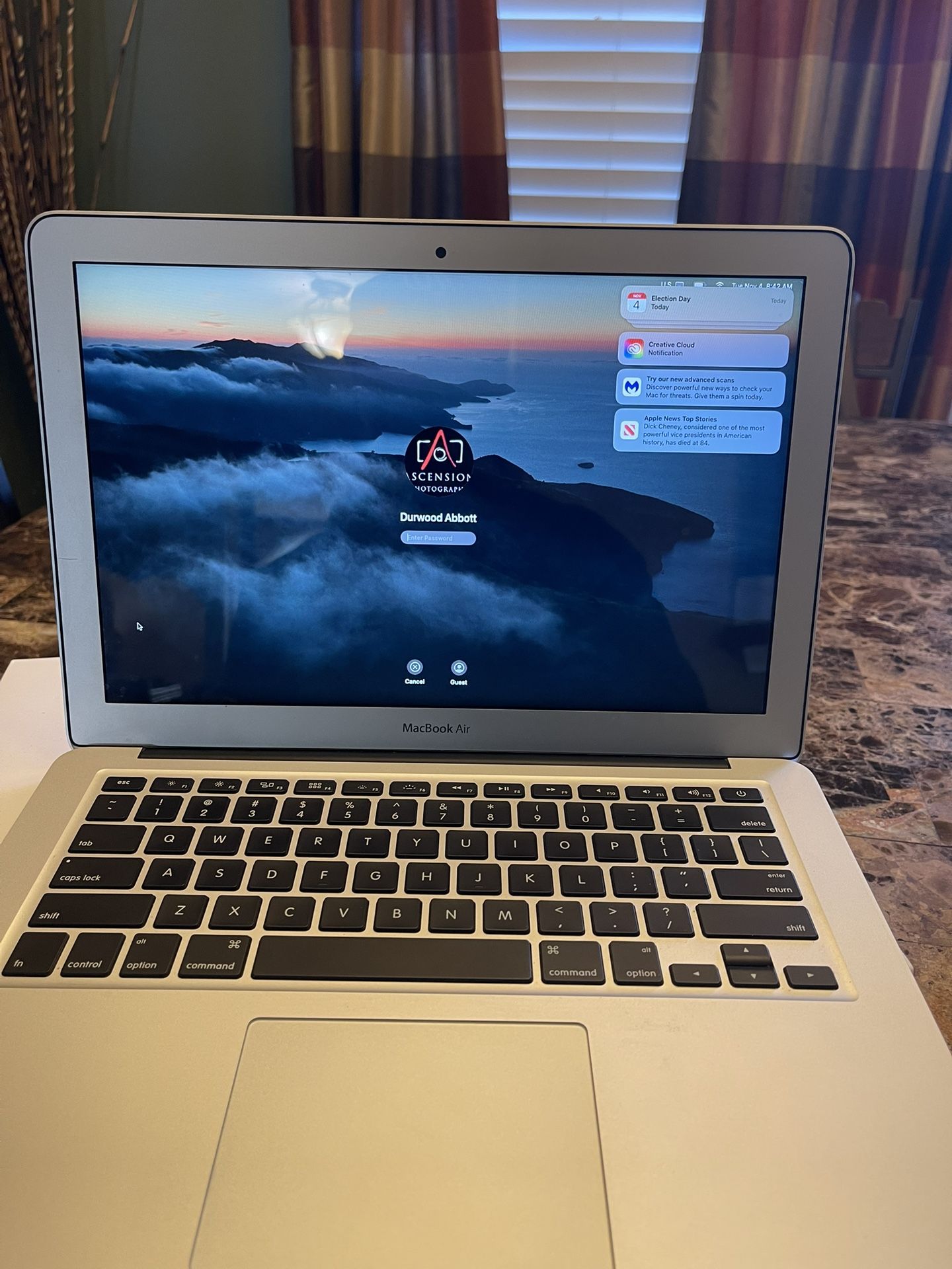 Macbook Air 13 Inch 2017