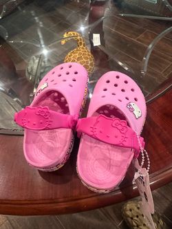 Light-up crocs for girls
