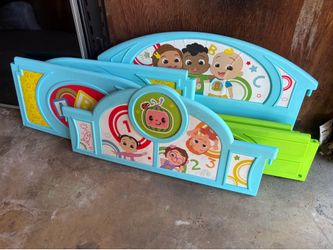 Cocomelon bed