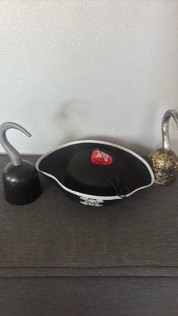 Pirate custom hat. And 2 hooks