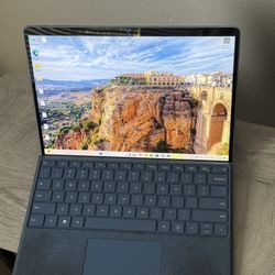 Surface Pro 9 With Keyboard And Slim Pen