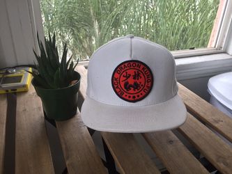 REDUCED [RARE] Unreleased Supreme Black Dragon Kung-Fu Cap - Creme