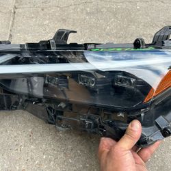 2021-24 LEXUS IS 300 TRIPLE BEAM LF HEADLIGHT OEM
