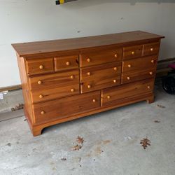 8 Drawer Wooden Dresser