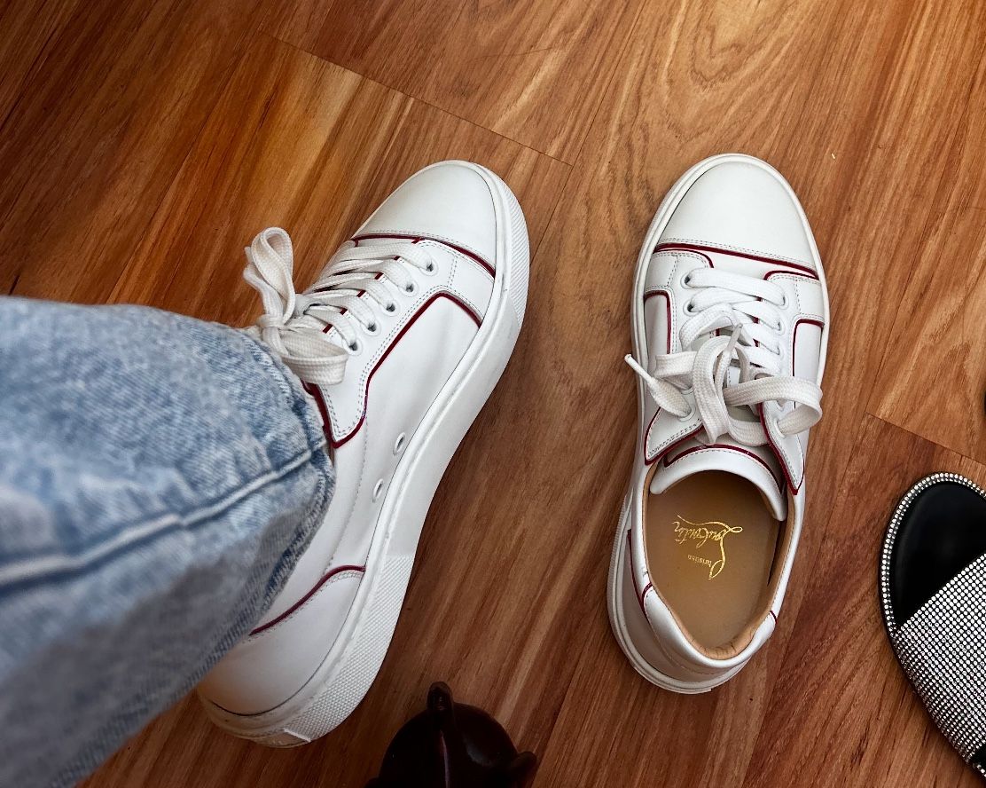 White christian louboutin (red Bottoms)