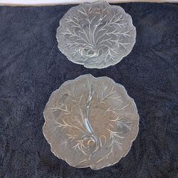 Vintage Indiana Glass Pebble Leaf Clear pattern clear glass 2 part divided relish dish with a pebble texture and leaf design. Discontinued