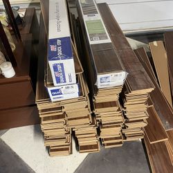 Free Laminate Flooring - Over 600sqft