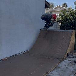 FREE SKATE RAMP