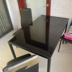 Black Glass Table With 4 Chairs