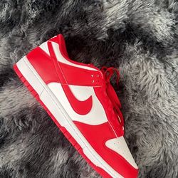 Nike Dunk Low “University Red”
