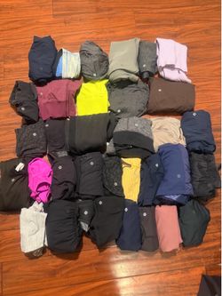 Lululemon bundle 34 pieces