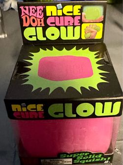 Needoh Glow Cube Pink