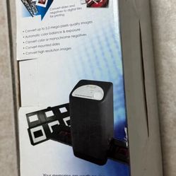 VuPoint FS C1-VP Slide & Film Scanner NEW IN BOX With Software And Manuals