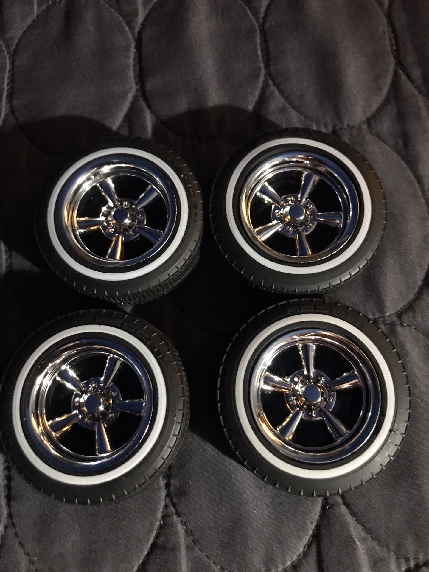 1/10 Red Cat Supremes