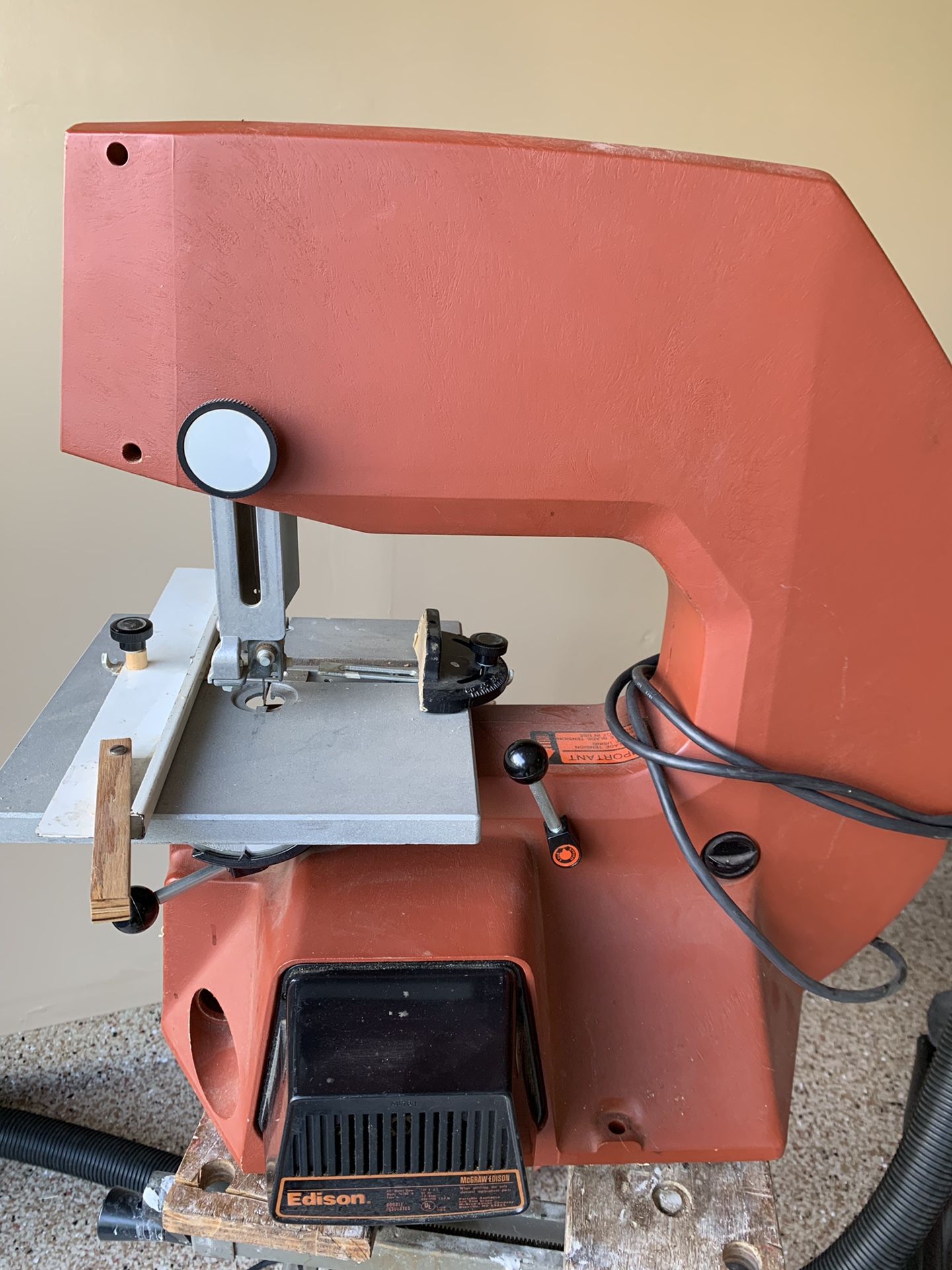 McGrawEdison variable speed 10 in band saw Model T6760 for Sale in
