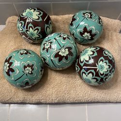 Home Decoration/knick Knacks.
