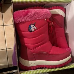 Snow Boots